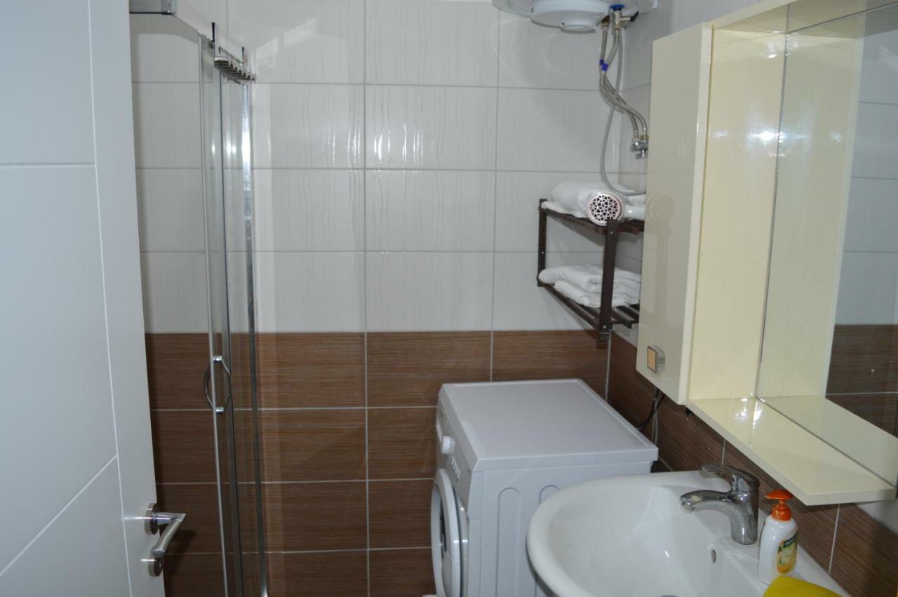 Apartment Bllaca Shengjin Bagian luar foto