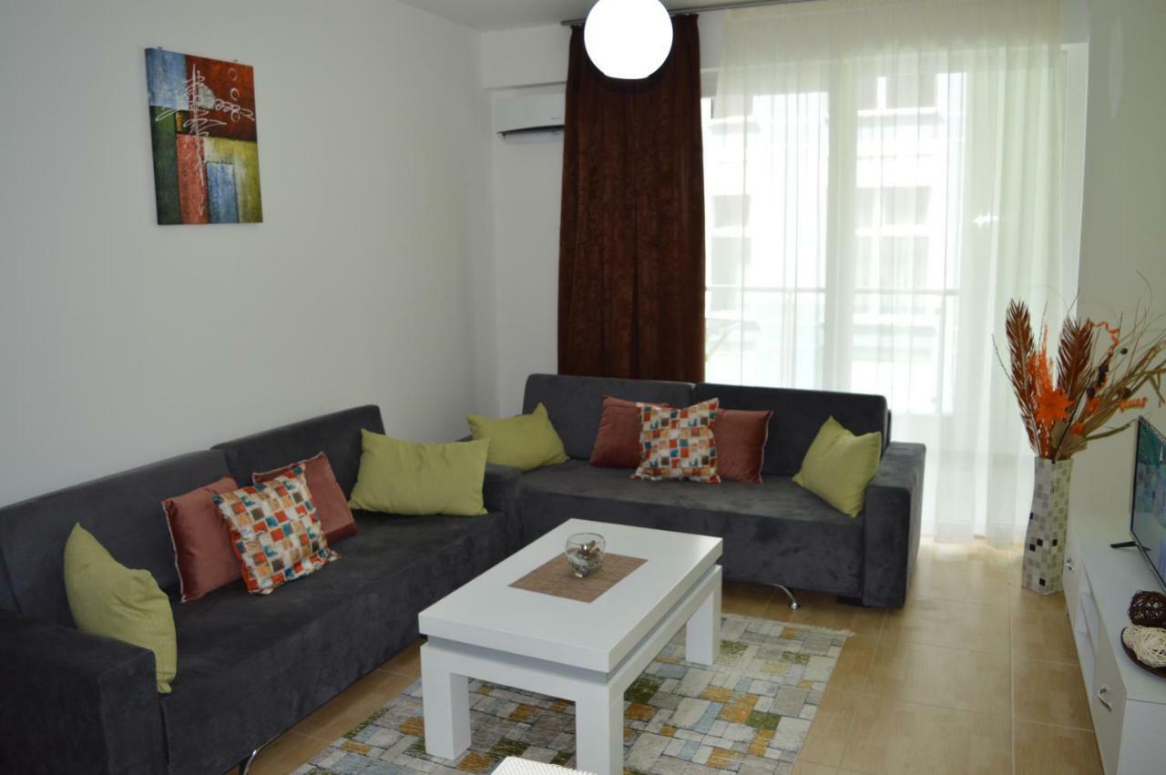 Apartment Bllaca Shengjin Bagian luar foto